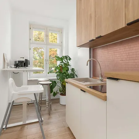 Family Near The In By Renters * Sopot