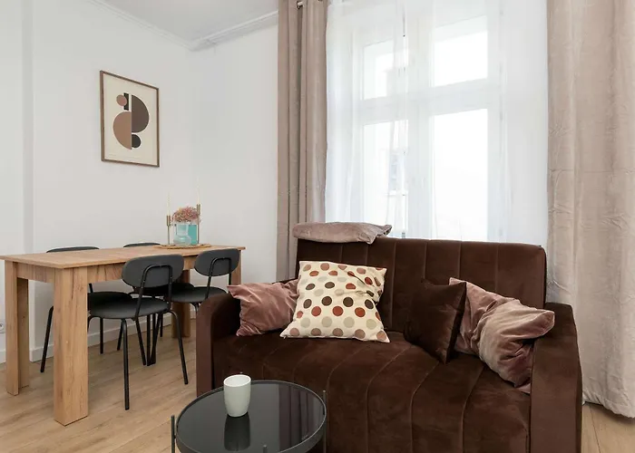 Family Near The In By Renters * Sopot