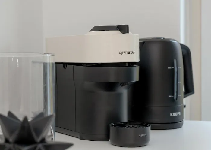 Family Near The In By Renters *