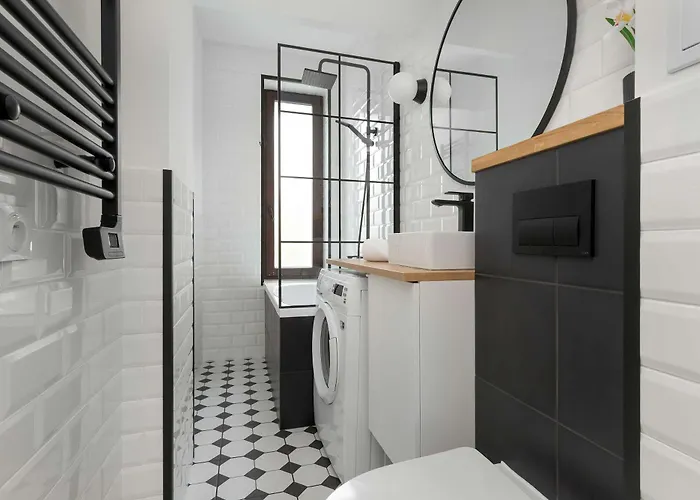 Family Near The In By Renters *